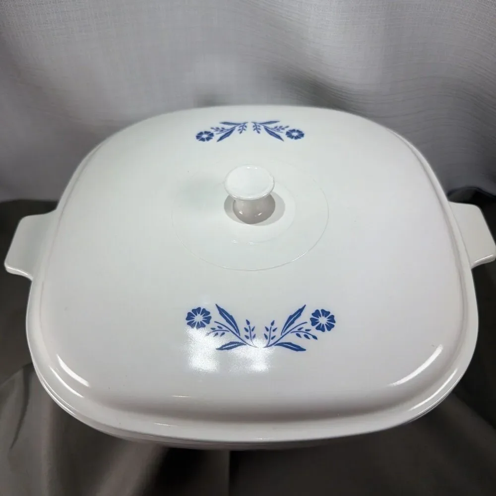 CorningWare Cornflower Blue 5 Liter Casserole Dish Domed Lid 10x10 Mint B-11 Ser
